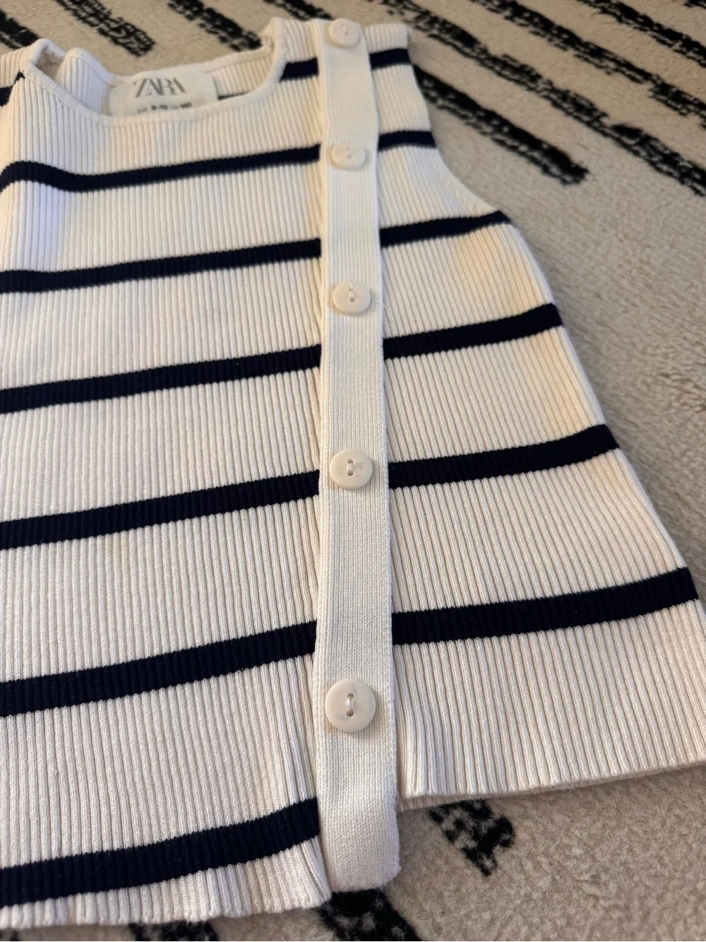 Zara striped Ribbed Crewneck Sweater Tank with Navy Stripes